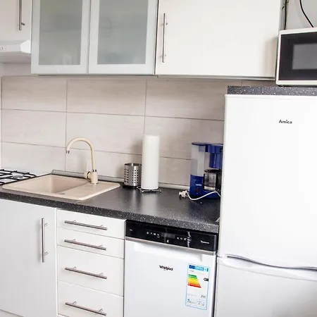 Al-Dom Apartamenty Szary Bursztyn Kolobrzeg Exterior photo